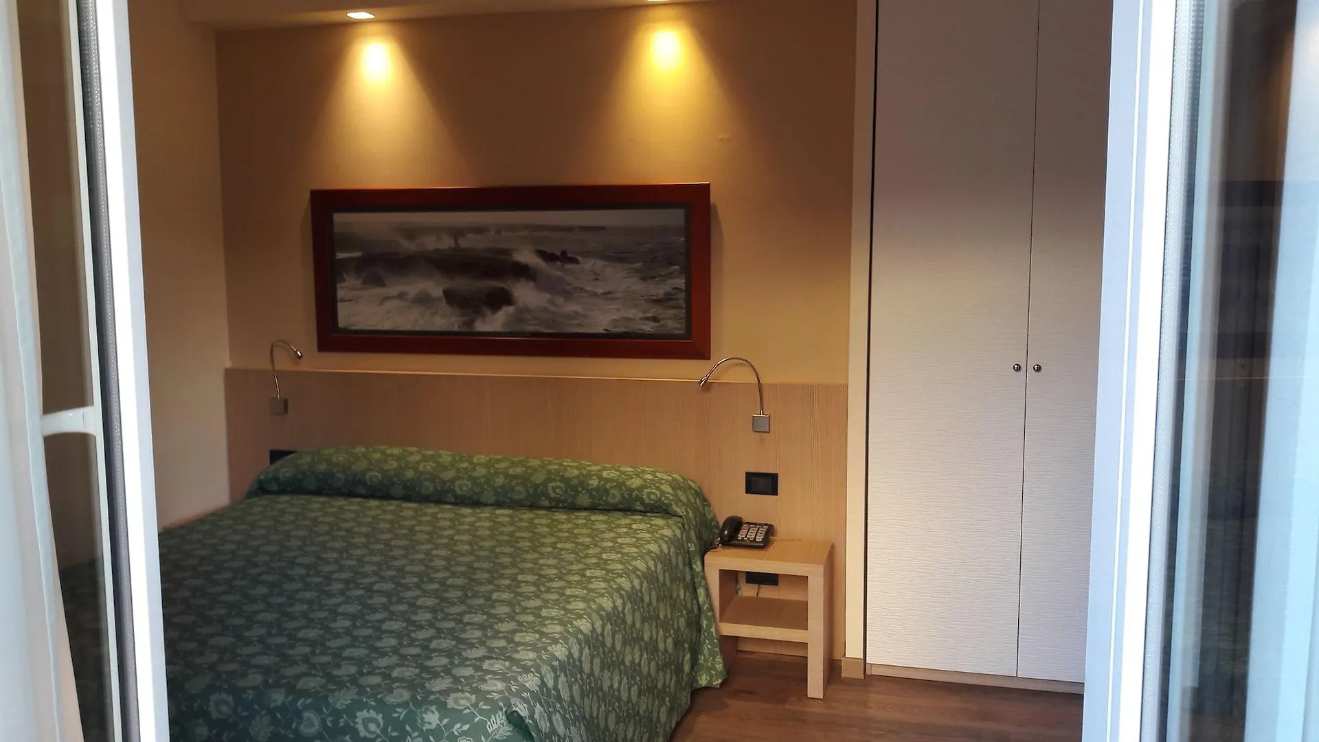 Hotel Esperia Genua 3*,  Italien