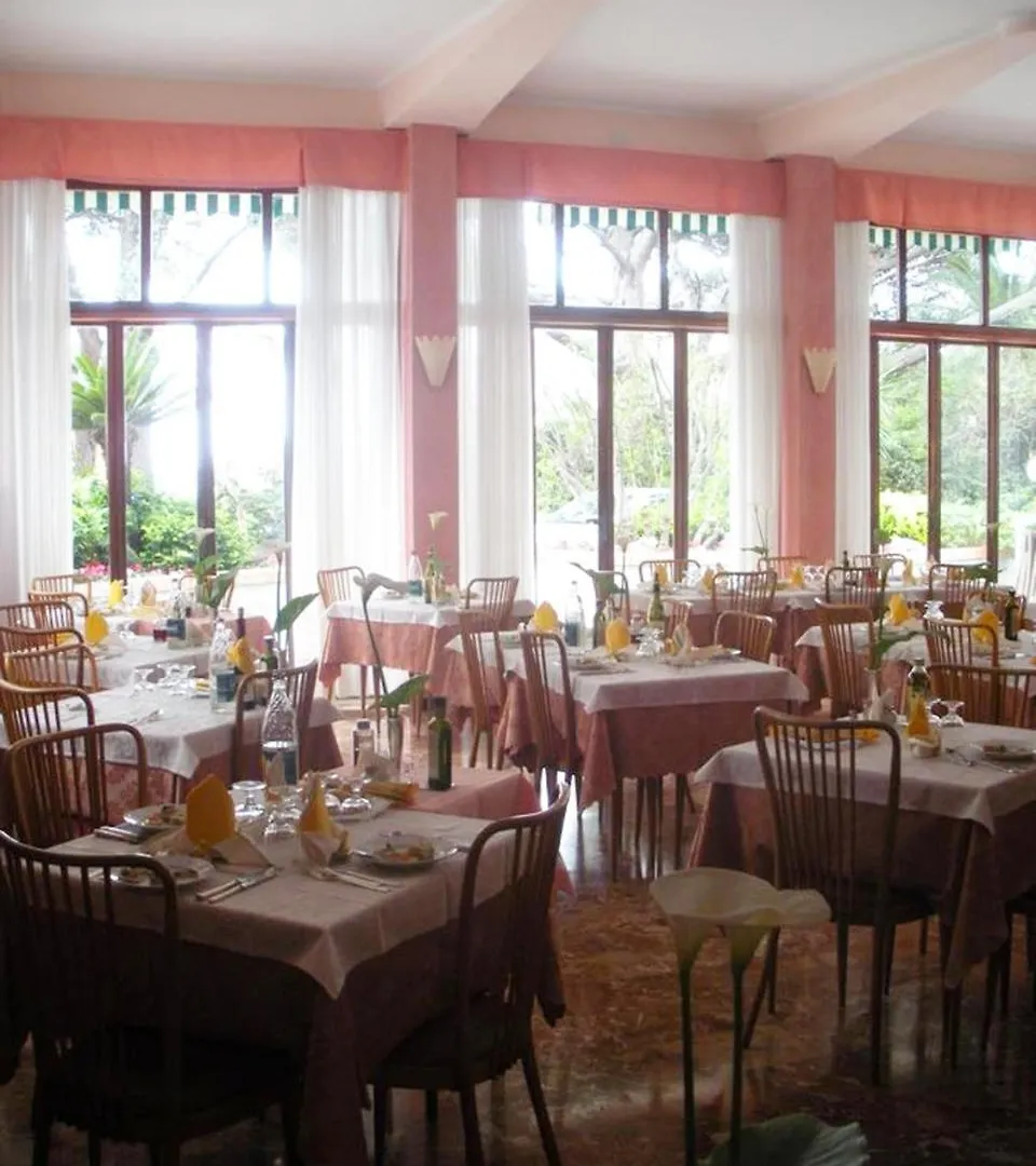 Hotel Esperia Genova 3*,  Olaszország